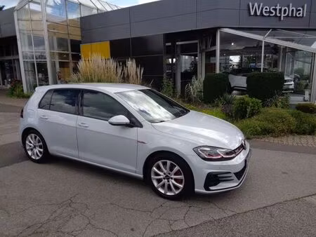 Volkswagen Golf GTI 2.0 TFSI 230