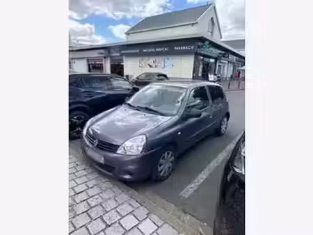 Renault Clio 1.2 75 Authentique