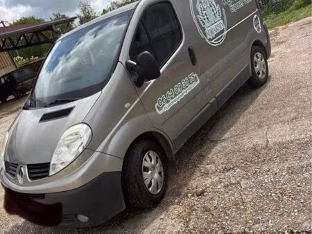 Renault Trafic 2.5 dCi 150