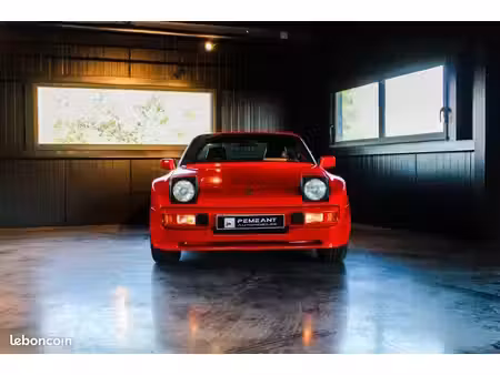 Porsche 944 