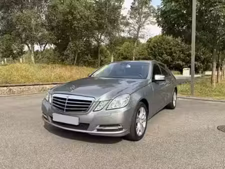 Mercedes-Benz Classe E 2.1 CDI Avantgarde Executive