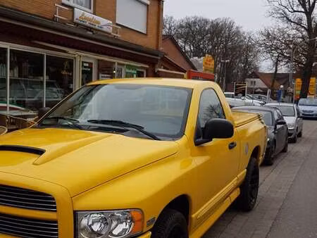 Dodge RAM 1500 V8 5.7