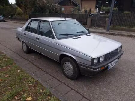 Renault R9