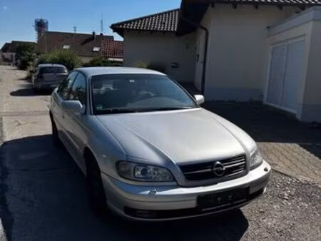 Opel Omega 2.6 Elegance
