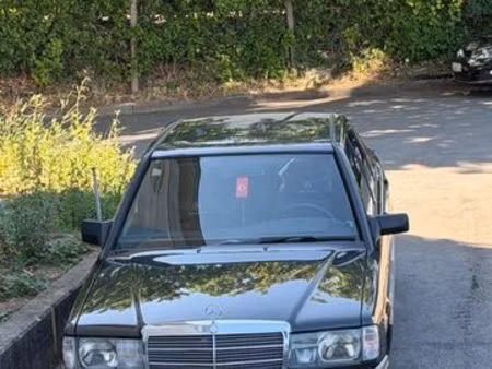 Mercedes-Benz 190 1.8