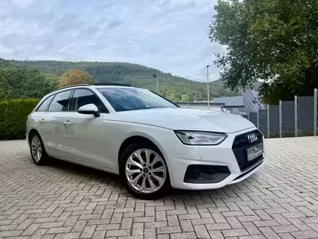Audi A4 30 TDI 2.0 TDI 136