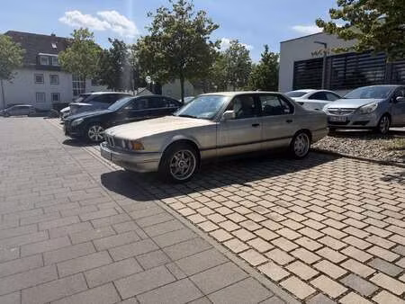 BMW Série 7 730i