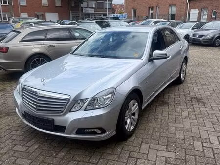 Mercedes-Benz Classe E E 200