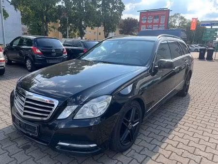 Mercedes-Benz Classe E E 220 2.1 CDI 170