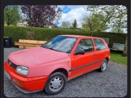 Volkswagen Golf 1.9 SDI 64