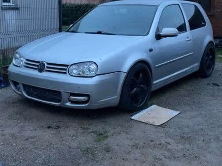 Volkswagen Golf R32 V6 3.2 241 4Motion