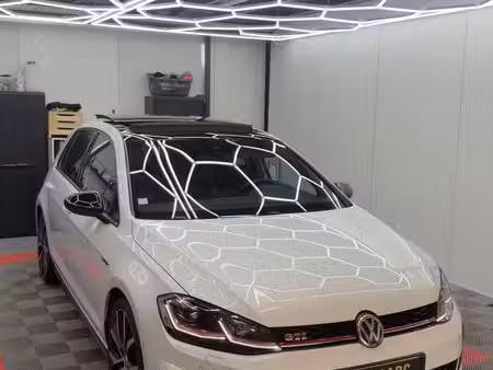 Volkswagen Golf GTI 2.0 Performance