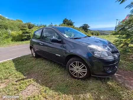 Renault Clio 1.5 dCi 105 Initiale Paris