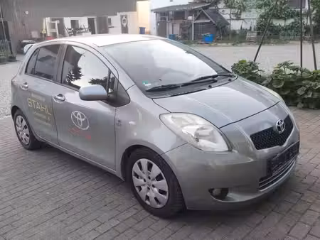 Toyota Yaris 1.3 VVT-i 87 Executive