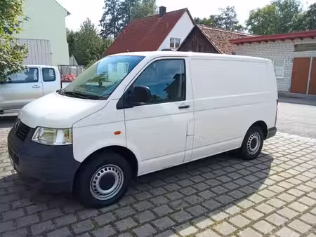 Volkswagen Transporter T5 2.5 TDI 131