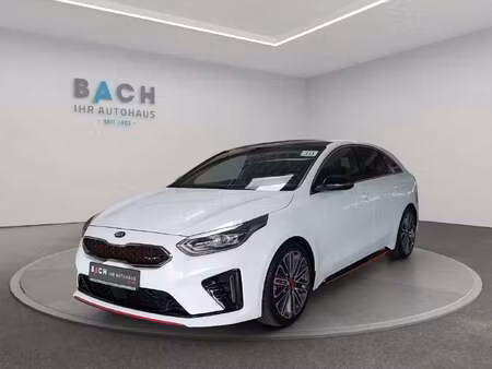 Kia Ceed 1.6 T GDi 204