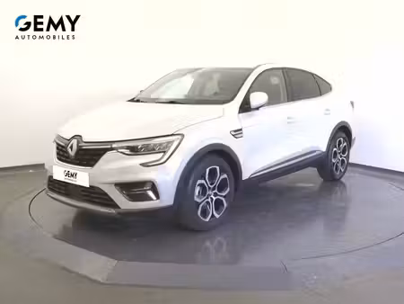Renault Arkana E-Tech 1.6 145 Techno