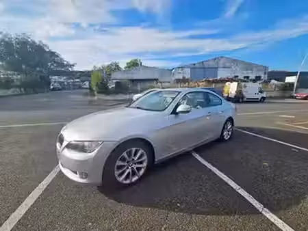 BMW Série 3 330d 3.0 245 Luxe