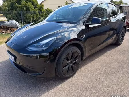 Tesla Model Y Standard