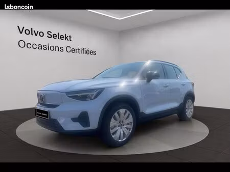 Volvo EX40 252