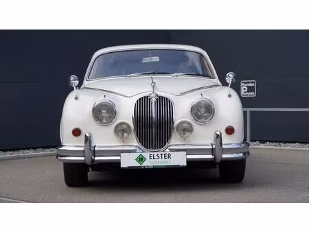Jaguar Mark 2 