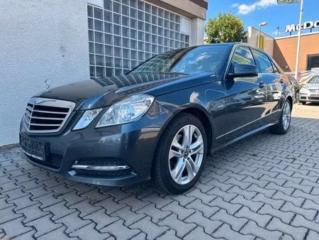 Mercedes-Benz Classe E E 200
