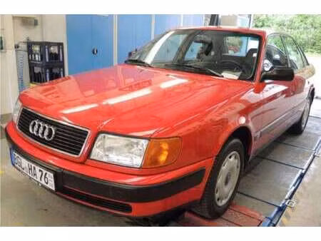 Audi 100 2.3