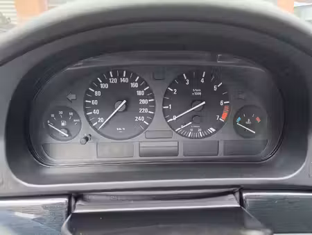 BMW Série 5 520i 2.0 150