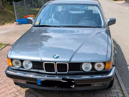 BMW Série 7 735i