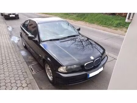 BMW Série 3 318i 1.9 118
