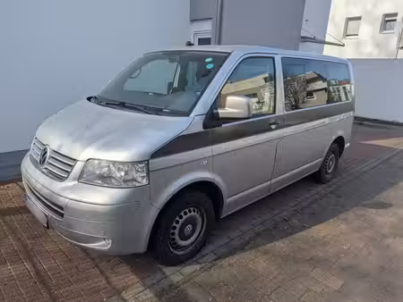 Volkswagen Transporter T5 2.5 TDI 131