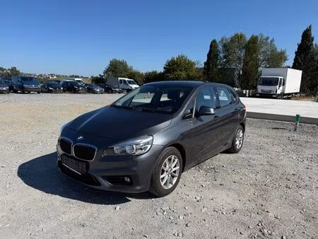 BMW Série 2 218i 1.5 136
