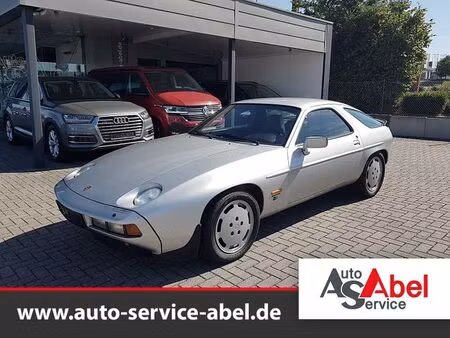 Porsche 928 S V8 4.7