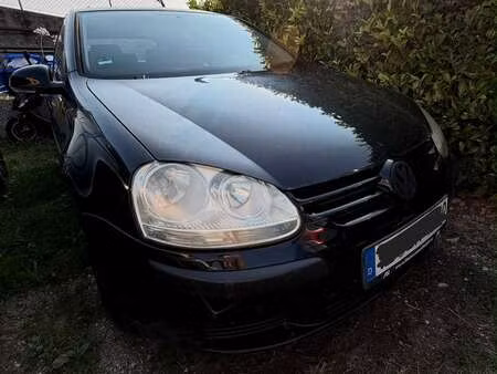 Volkswagen Golf 1.6 102 Confortline