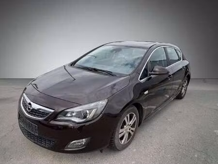 Opel Astra 2.0 165