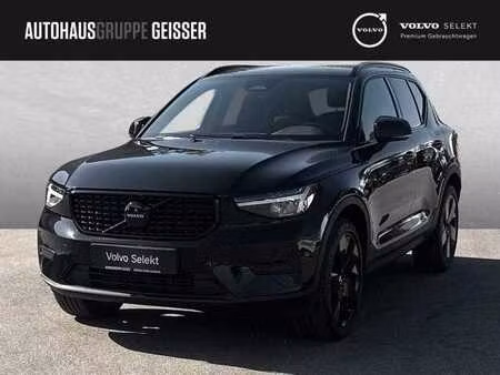 Volvo XC40 B3 2.0 163 Black Edition