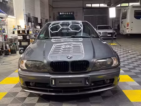 BMW Série 3 320i 2.2 170