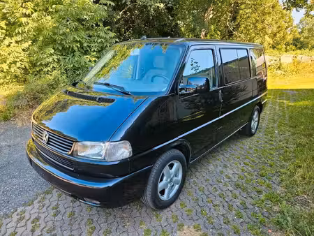 Volkswagen Transporter T4 2.5 TDI 102