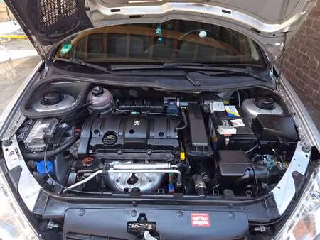 Peugeot 206 CC 1.6 110