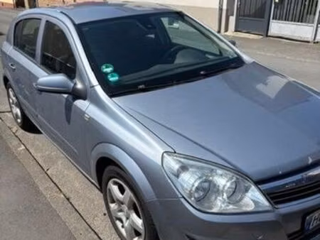 Opel Astra 1.6 105