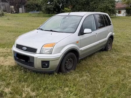 Ford Fusion 1.6 100