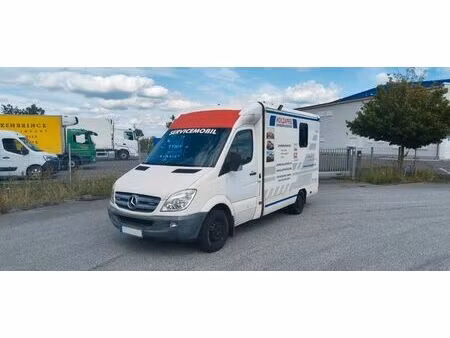 Mercedes-Benz Sprinter 319 V6 3.0 CDI 190