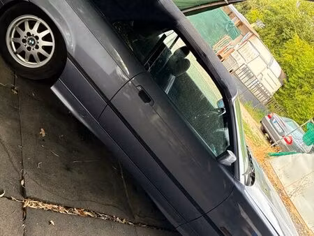 BMW Série 3 318i 1.8 115