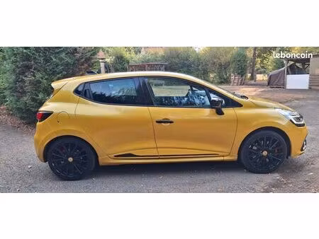 Renault Clio RS 1.6 T 200