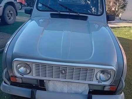 Renault R4 4L