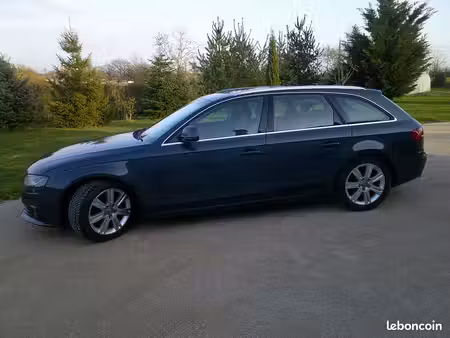 Audi A4 V6 3.2 FSI 265 quattro