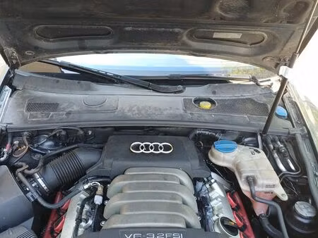 Audi A6 V6 3.2 FSI 255