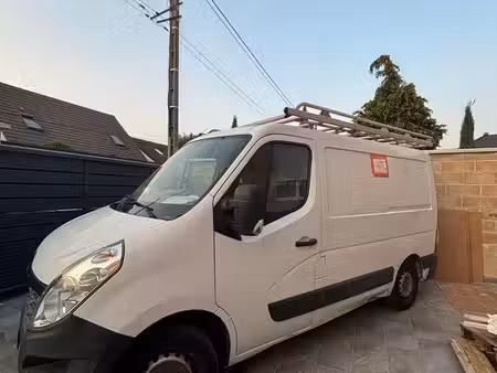Renault Master 2.3 dCi 125