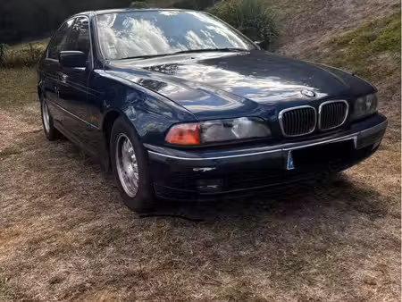 BMW Série 5 530d 3.0 193