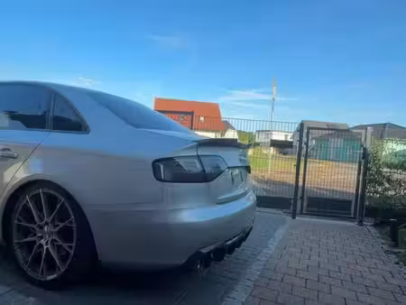 Audi A4 V6 3.2 FSI 265 Attraction quattro